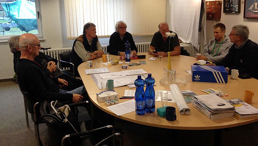 Praktische Materialkunde und Bootsreparaturen